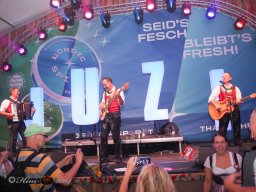 Die Jungen Zillertaler auf der Wiener Kaiser Wiesn